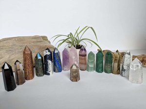 16-unique-gemstone-wand-collectors-pack-pro-collection-spirit-magicka-shoppe-rock-fashion-accessory-990_900x