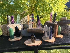 crystal-energy-workers-starter-kit-18-unique-crystals-pro-collection-spirit-magicka-shoppe-sculpture-tree-rock-659_900x